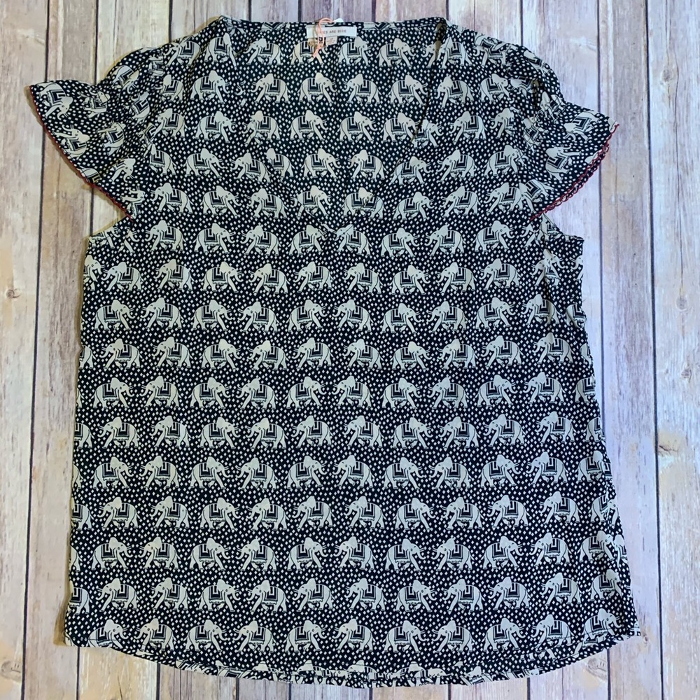 Elephant Top